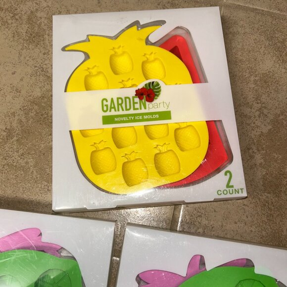 NEW in Package Garden Party Novelty Ice Molds Chocolate Jello Molds Set of 3 NEW - Picture 3 of 7